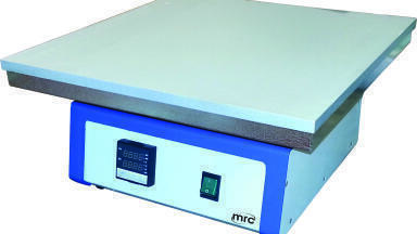 Digital and Programmable Hot-Plates with Excellent Temperature Control