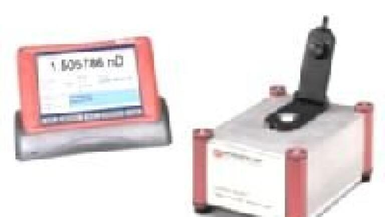 High Performance Refractometer for PC Operation