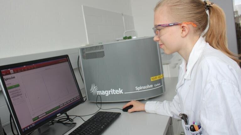 Benchtop Spectrometer Helps Students to Learn the Basic Practices of NMR