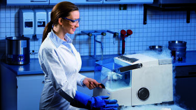 Extensive Offering for Cryogenic Sample Homogenisation