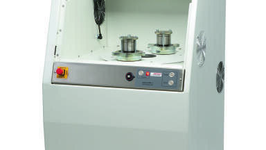 Planetary Mill with a Variable Transmission Ratio
