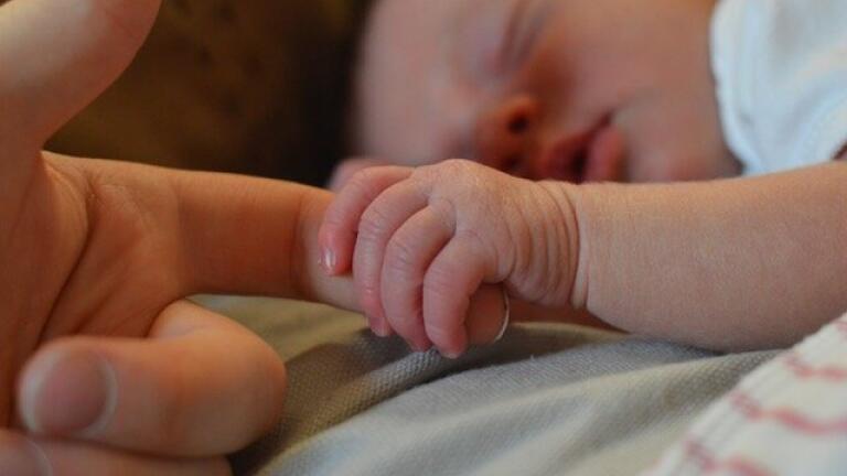 How Are Caesarean Births Affecting Evolution?
