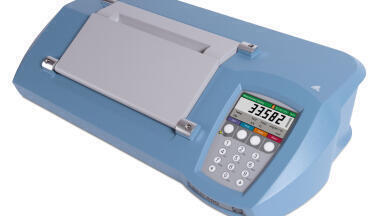 New Polarimeter makes Temperature Controlled Measurement Easy