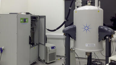 On-Demand Liquid Nitrogen Generator