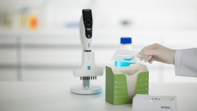 Environmentally-friendly Reagent Reservoirs Save Money and Space