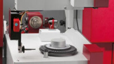 Fully automatic direct analysis of solids