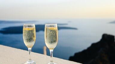 Does Champagne Bubble Size Matter?
