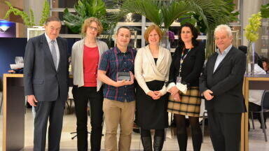 Crick Scientists Receive Flagship Prize for EM Developments