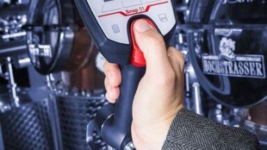 Highly accurate on-site alcohol measurement on spirits
