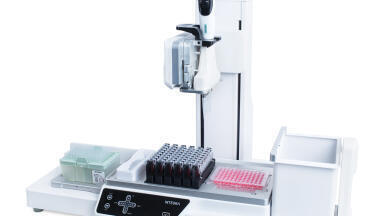 Hands-free Multichannel Pipetting 