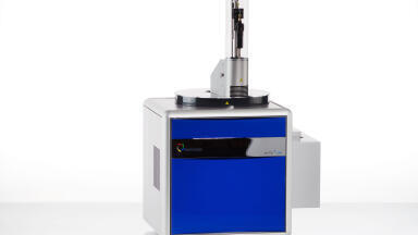 Versatile Instrument for the Temperature-Dependent Differentiation of Carbon in Solids Showcasing at analytica 2018