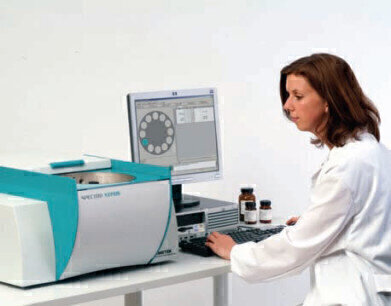 Versatile XRF Spectrometer for Demanding Applications