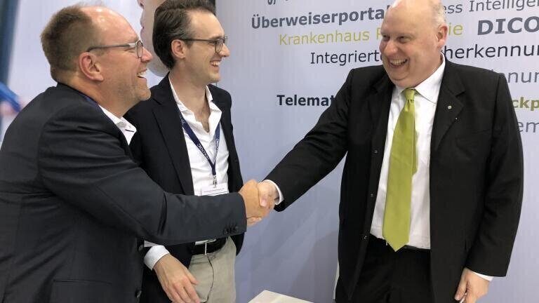 Strategic Partnership Sealed at the RöKo