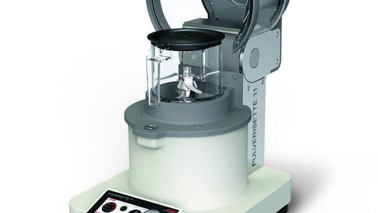 Knife Mill PULVERISETTE 11 for very fast and gentle comminution and homogenisation
