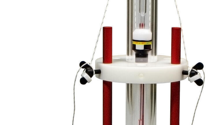 New NMR and EPR Explosion Protection Chamber Keeps Researchers Safe