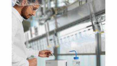 Simple and affordable refractometers