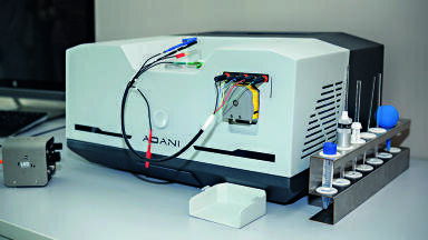 All- in-One EPR Spectrometer for Photo - Electro Chemistry - EPR Investigation
