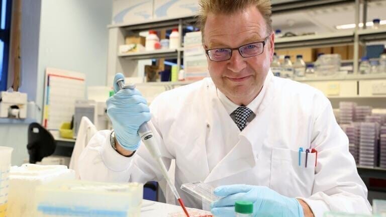 Professor Andrew Sewel,l Cardiff University School of Medicine