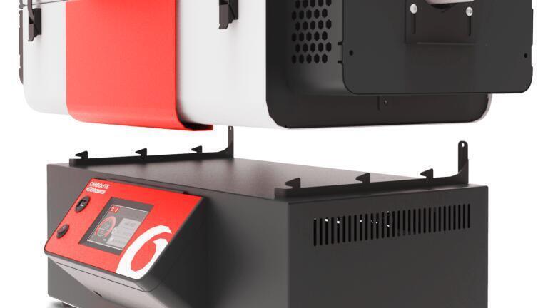 The smaller tube furnaces can be removed from the control box.