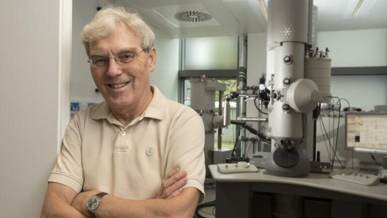 Institute Commits to Funding a Low Energy CryoEM DEtector