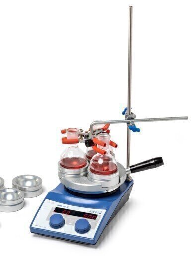 Secure Clamping of Parallel Chemistry Apparatus