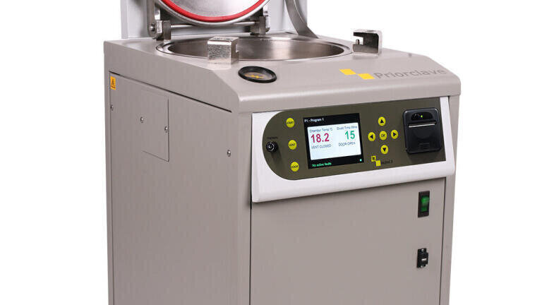Lab Autoclave Perfect for Tall Loads