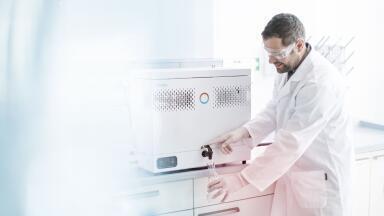 High-Quality Stills Added to Laboratory Technology Portfolio