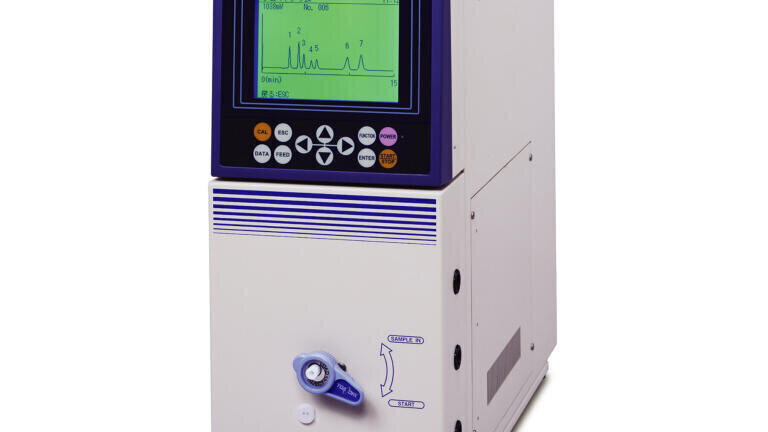 Simple Ion Chromatograph Provides Simultaneous Measurement of 6 Cations or 7 Anions