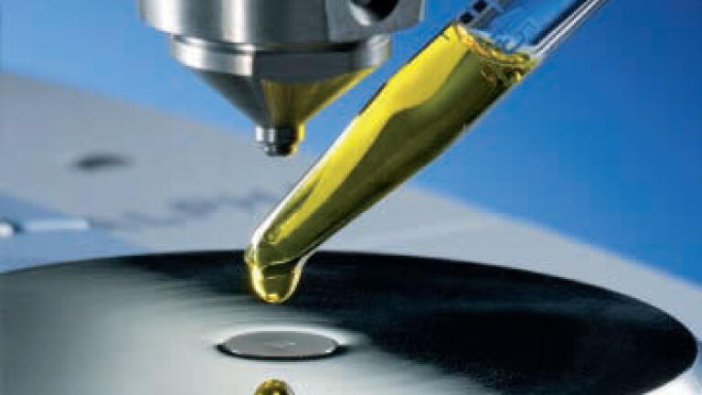 World`s Smallest Laboratory FT-IR Spectrometer