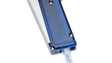 New crystal blue repeater pipette Stepper™ 416