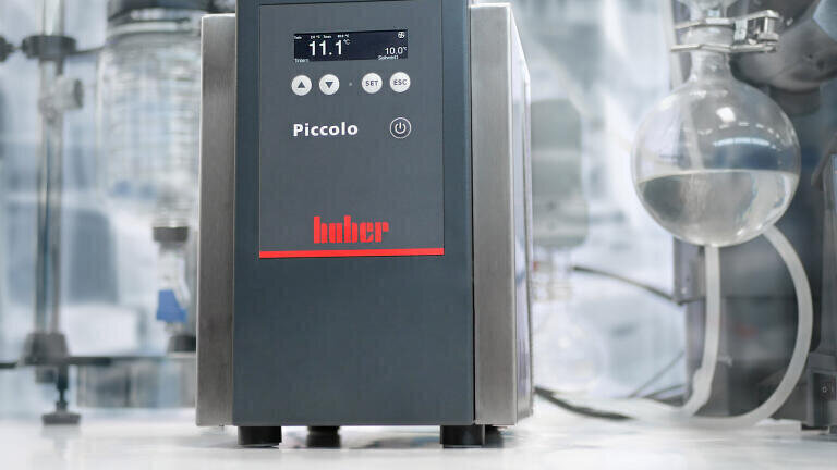 Refrigerant-free Laboratory Chiller for Fast and Accurate Temperature Control