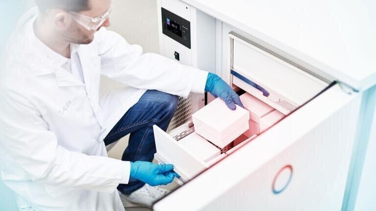 Lauda Versafreeze freezer cabinets can be equipped with up to five drawers if required. (Image: Lauda)