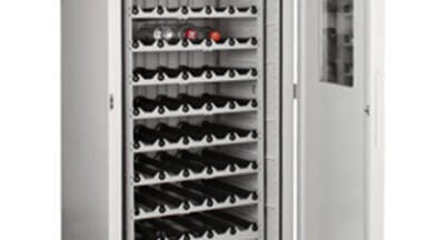 CO2 Incubator with Built-in Roller for Successful Cell Experiments