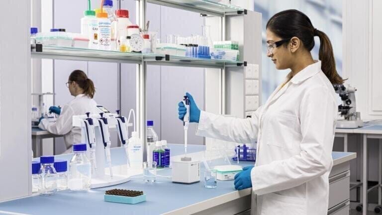 Discover METTLER TOLEDO's Latest Laboratory Webinars and Win a Rainin SmartCheck