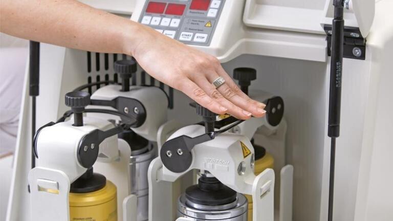 Fast and reliable: The practical Safe-Lock-System