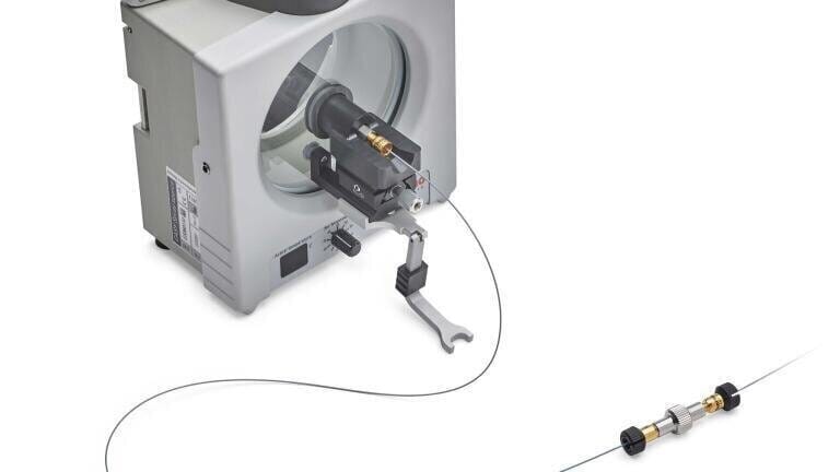 Easy-to-Use RP Capillary Columns and Emitters Improve High-Resolution LC-MS Analysis