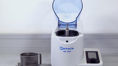 Knife Mill Provides Fast Cryogenic Homogenisation of Food Samples