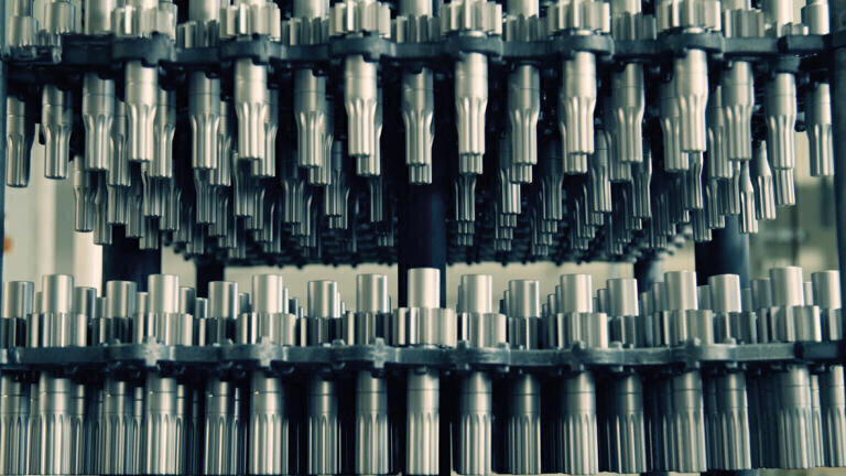 Shimadzu’s hydraulic components are among the most robust in their class worldwide.