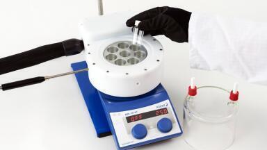 Reproducible Small Scale Reaction Chemistry at Low Temperatures