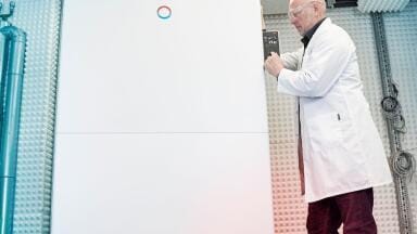 Two New Pressure-blanketed Process Thermostats Announced