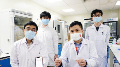 Robust Tool Tracks Evolved Forms of Virus