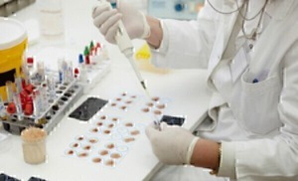 Pipetting Robot Accelerates the Battle Against Antibiotic Resistance - Vimarsana News