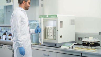 Matrix-independent Method for Fat Determinations in Food and Feed Samples
