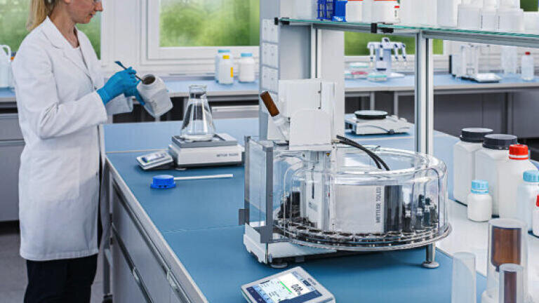 A sample changer can enable fully automated handling of up to 30 samples in an enclosed setting. 