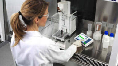How Automated Dispensing of Powders Helps Reduce Exposure Risk