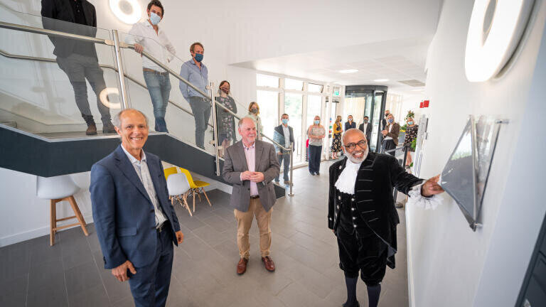 Laboratory Facilities in Oxford’s Life Sciences Cluster Officially Opened