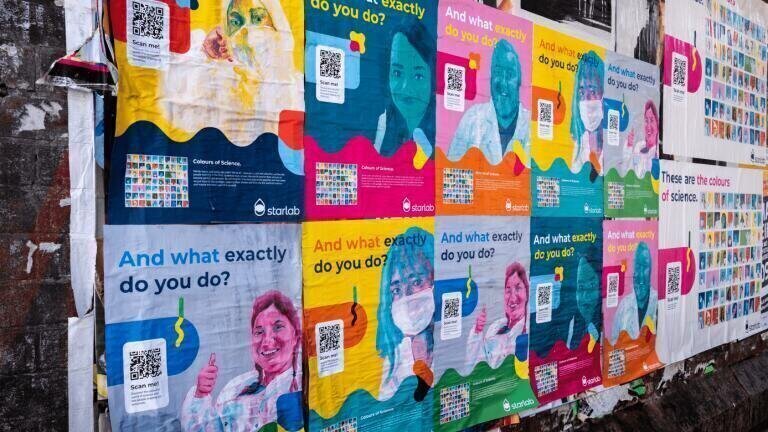 Colours of Science: Bringing the Spotlight to Laboratory Heroes
