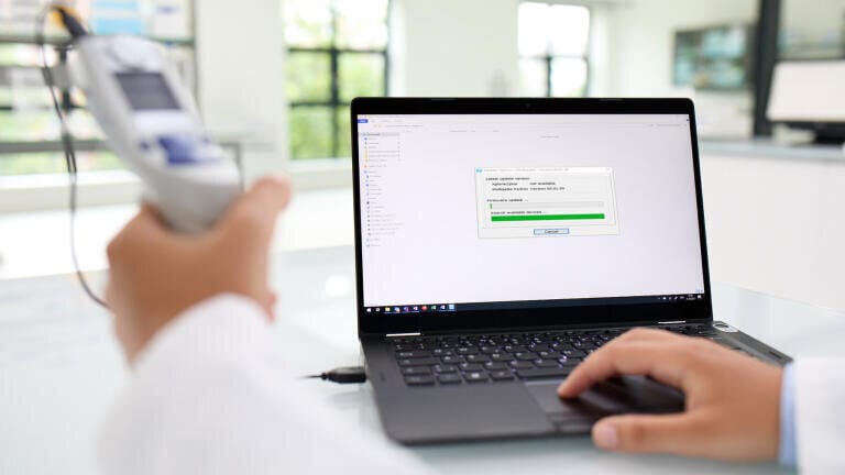 Customers just need a Windows PC with internet connection, a micro-USB cable and the Eppendorf pipette or multi-dispenser to be updated.