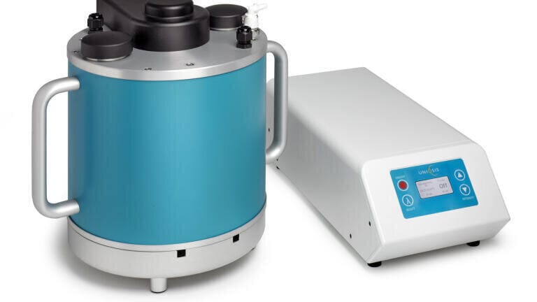 PhotoSyn™ photoreactor lamp module.