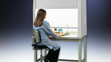 Ductless Hoods Provide Workstation Protection